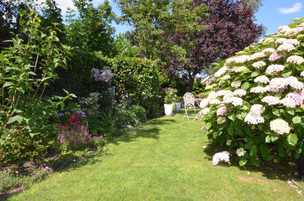 Bloemenhoeve Bed & Breakfast Birdaard ภายนอก รูปภาพ