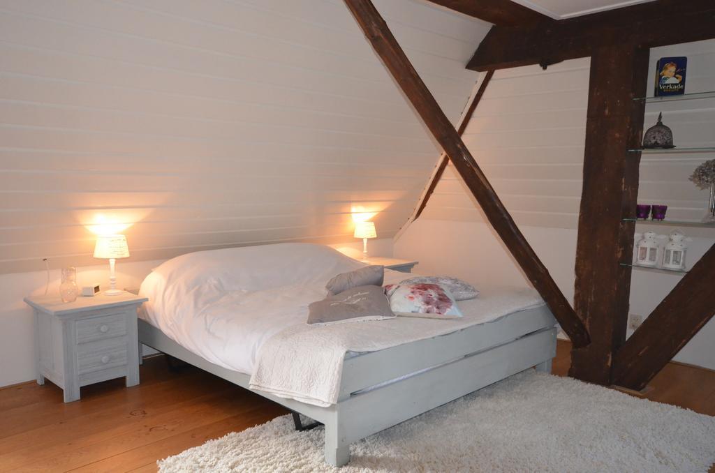 Bloemenhoeve Bed & Breakfast Birdaard ภายนอก รูปภาพ