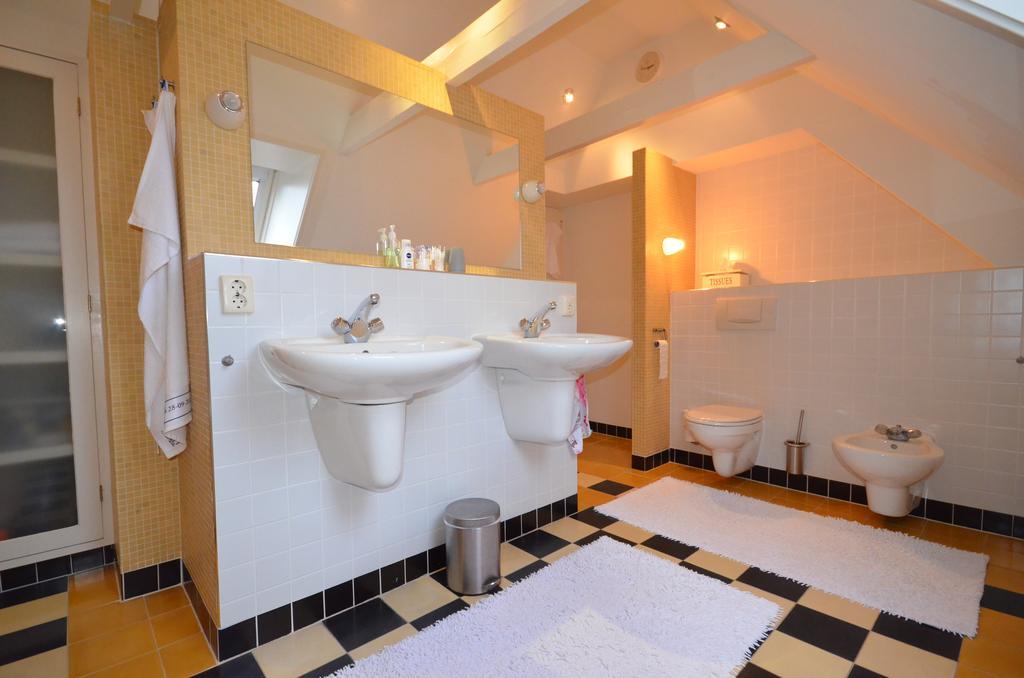 Bloemenhoeve Bed & Breakfast Birdaard ภายนอก รูปภาพ