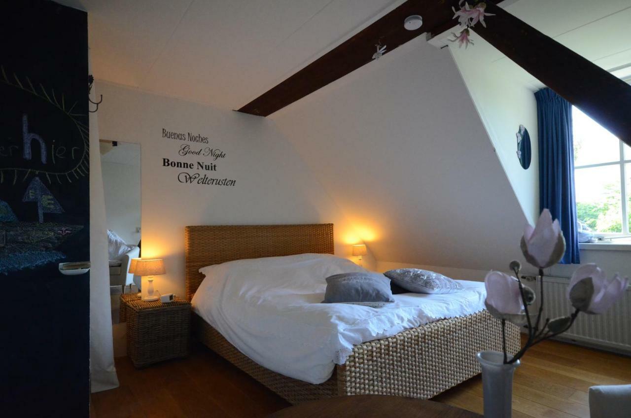 Bloemenhoeve Bed & Breakfast Birdaard ภายนอก รูปภาพ