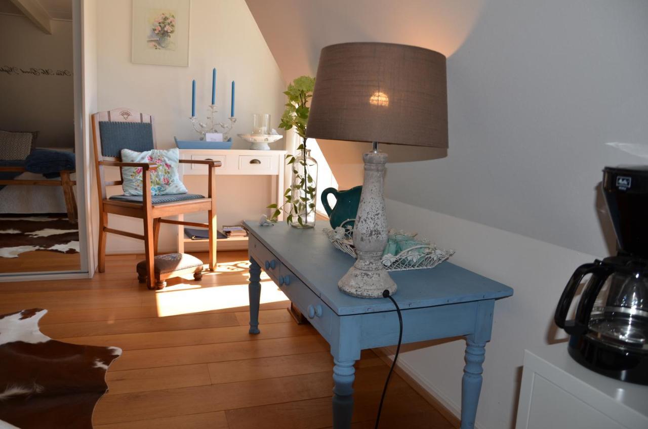 Bloemenhoeve Bed & Breakfast Birdaard ภายนอก รูปภาพ