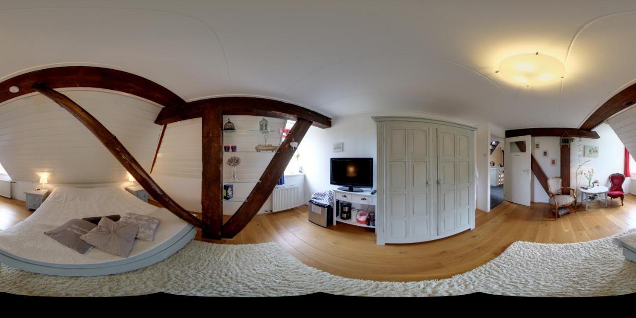 Bloemenhoeve Bed & Breakfast Birdaard ภายนอก รูปภาพ